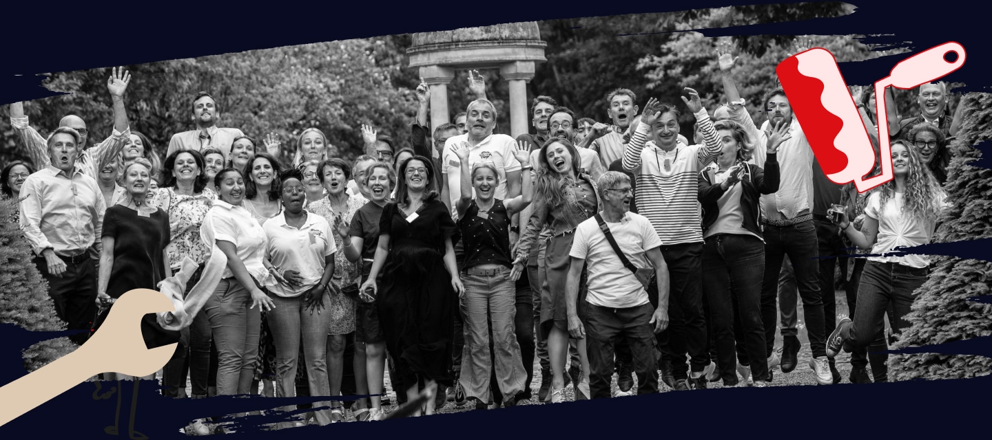 Photo d'un groupe de personnes souriant